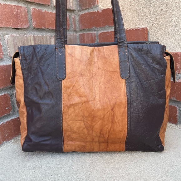 Unique Soft Leather 2-Tone Mushroom Shoulder/Tote/Bag with nature scarf/wrap - Picture 5 of 12
